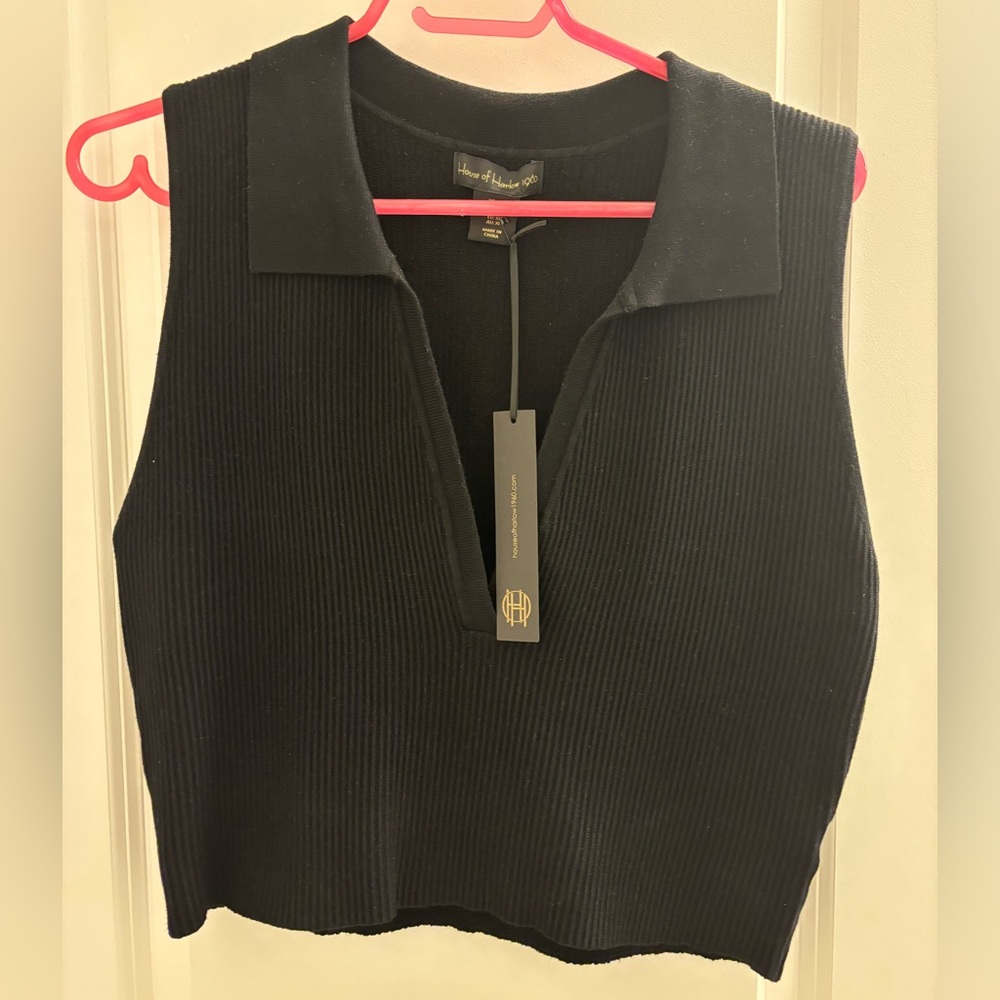 Cropped collared knit